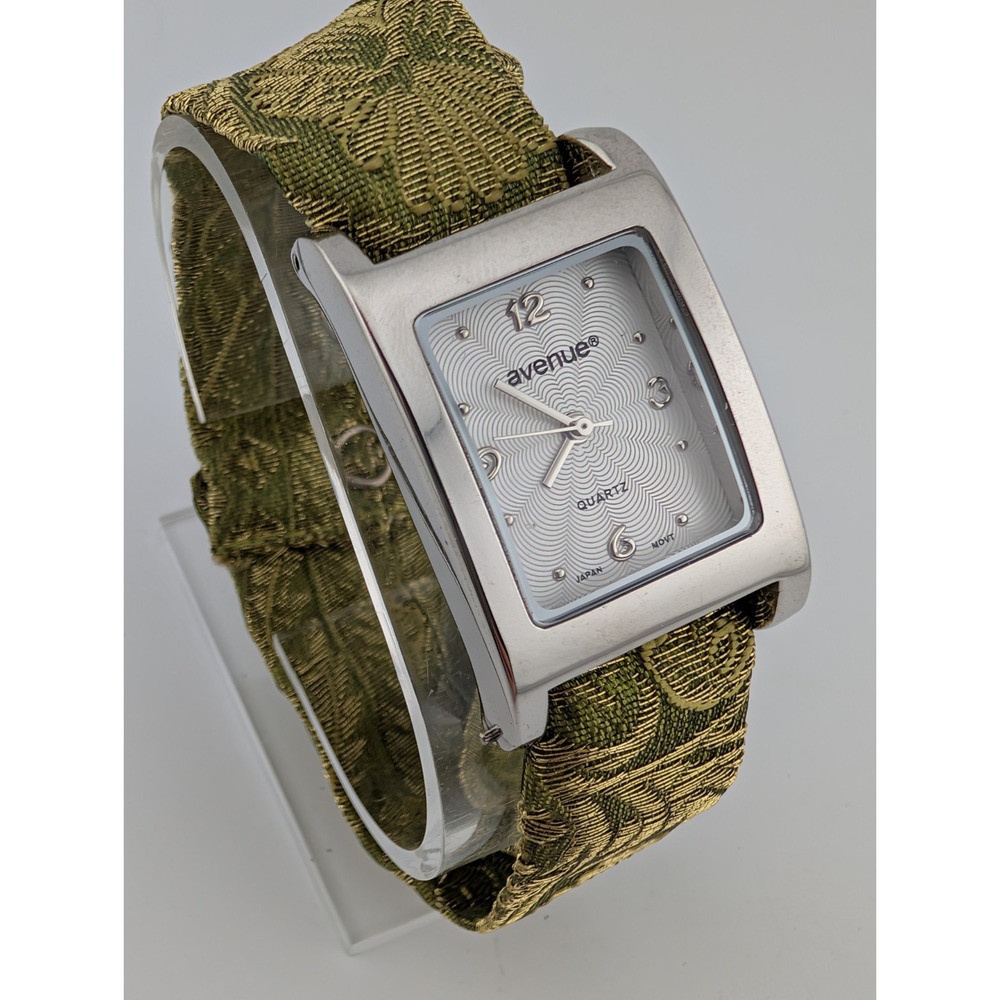 Avenue Watch Women 24mm Silver Case Olive Green Fabric Band- New Battery‎